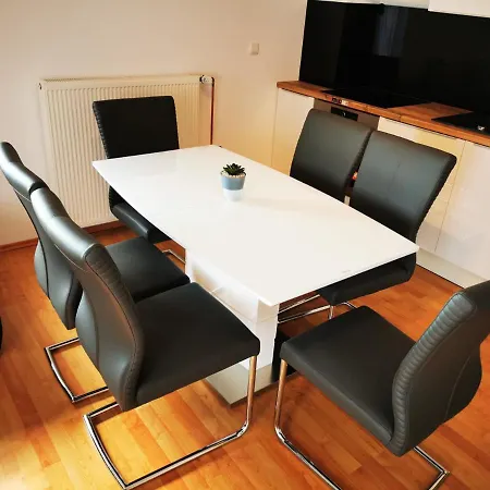 아파트 Apartman Stipe